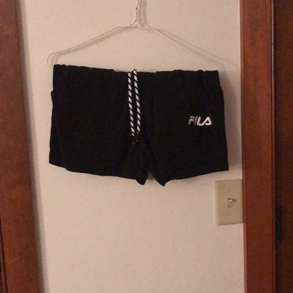 fila black shorts